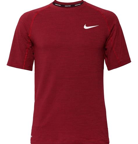 Nike Slimfit T